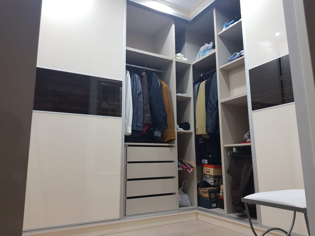 Cortinas y Decoración